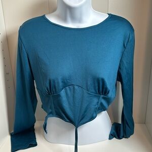 Long sleeve crop top